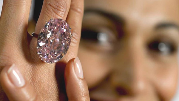 Click on the photo to check out TOP 75 biggest & most FAMOUS expensive legendary (historical) DIAMONDS.
