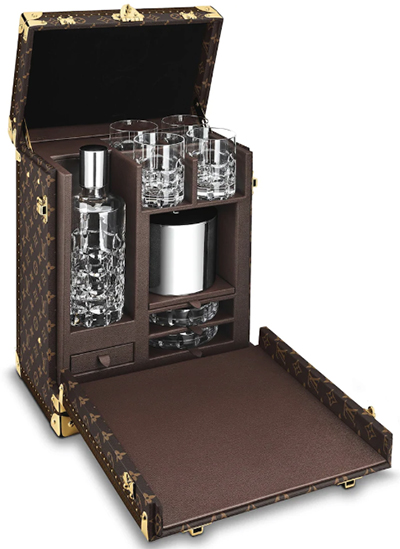 Louis Vuitton Whisky case PM (M21831): US$30,000.