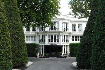 Le Pré Catalan, Bois de Boulogne, Route de la Grande Cascade, 75016 Paris, France.