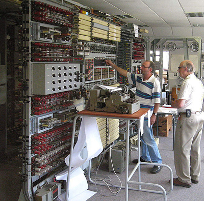In 1994, a team led by Tony Sale (right) began a reconstruction of a Colossus at Bletchley Park. Here, in 2006, Sale supervises the breaking of an enciphered message with the completed machine.