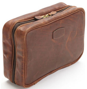 Korchmar QUINTON - L1208 - Hanging Toiletry Case: US$185.