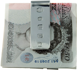 Geo F. Trumper Sterling silver hallmarked money clip, 40g in weight: £165.