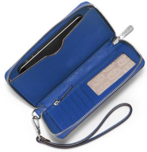 Michael Kors Jet Set Travel Large Saffiano Leather Smartphone Wristlet: US$98.