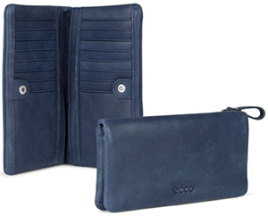 Ecco Barra women's wallet.