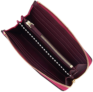 Henri Bendel Soho Medium Continental Wallet: US$168.