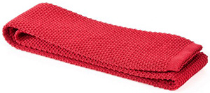 Loriblu Ruby red knitted silk tie: €54.