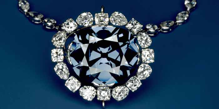 The De Beers Cullinan Blue Diamond Could Fetch $48M At Auction – Robb Report