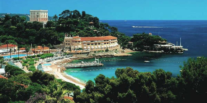 Monte-Carlo Beach Club.