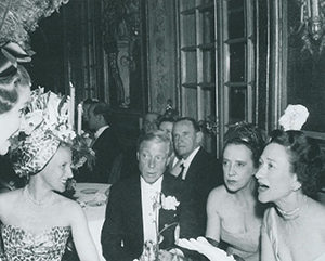 Bal des Têtes guests included Princess Ghislaine de Polignac, the Duke of Windsor, Elsa Schiaparelli, and the Duchess of Windsor.